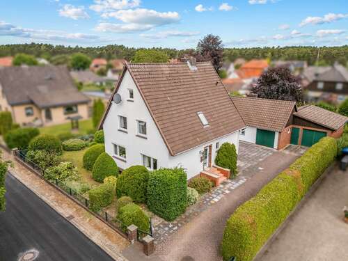 Foto - Haus zum Kaufen in Winsen (Aller) 249.000,00 € 115 m²
