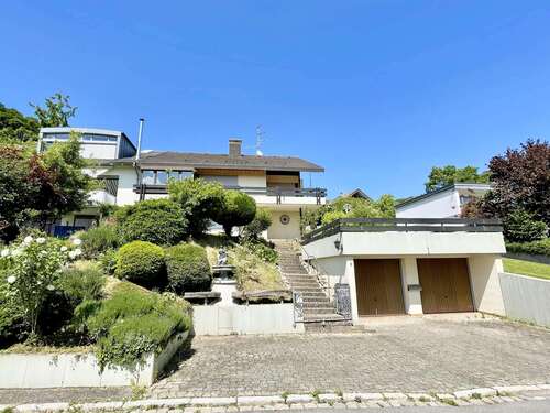 Foto - Haus zum Kaufen in Grenzach-Wyhlen 645.000,00 € 170 m²