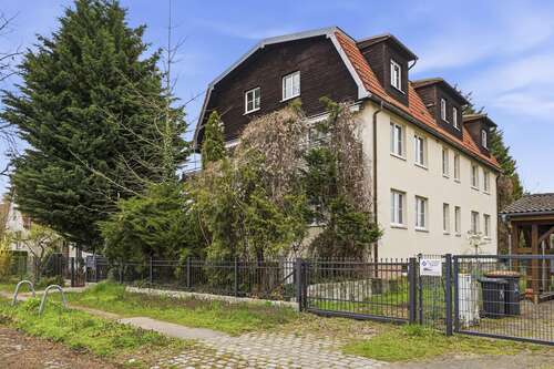 Foto - Haus zum Kaufen in Berlin 1.300.000,00 € 340 m²