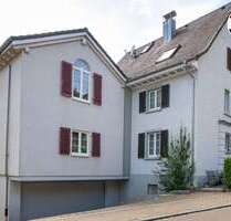 Haus zum Kaufen in Waldshut-Tiengen 699.000,00 € 270 m²