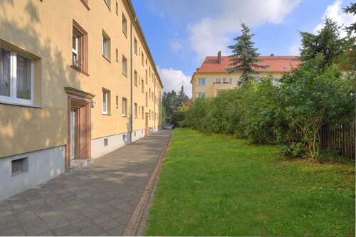 Foto - Wohnung zum Mieten in Halle 375,00 € 49.92 m²