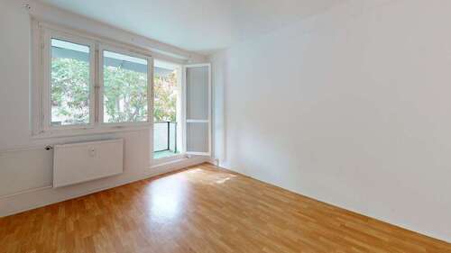 Foto - Wohnung zum Mieten in Halle 538,00 € 71.68 m²