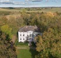 Haus zum Kaufen in Mönkhagen 2.150.000,00 € 695 m²