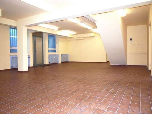 Foto - Halle in Köln 450,00 € 75 m² - 450,00&nbsp;EUR Kaltmiete, ca.&nbsp; 75,00&nbsp;m&sup2;