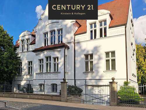 Foto - Haus zum Kaufen in Pritzwalk 590.000,00 € 341 m²