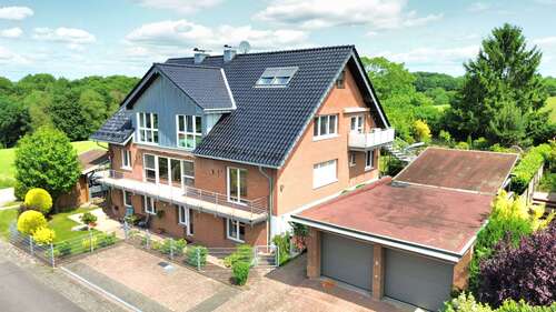 Foto - Haus zum Kaufen in Lohmar 1.148.000,00 € 428.91 m²