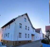 Haus zum Kaufen in Usingen 395.000,00 € 200 m²