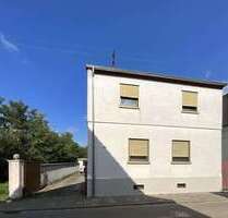 Haus zum Kaufen in Maxdorf 329.000,00 € 127.01 m²
