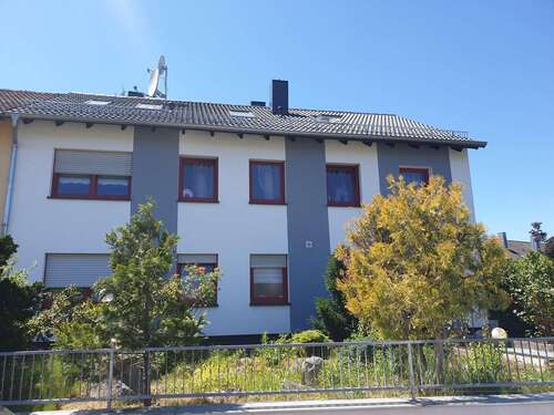 Foto - Haus zum Kaufen in Roth 749.000,00 € 222 m²