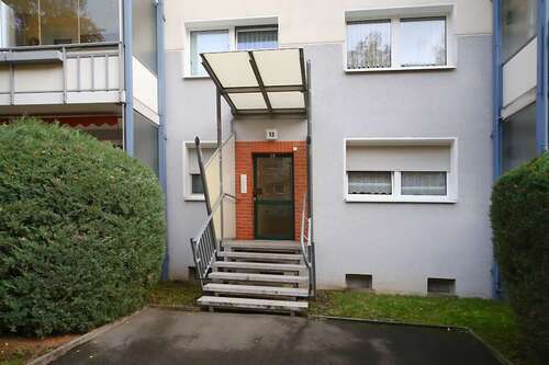 Foto - Wohnung zum Mieten in Lutherstadt Eisleben 311,00 € 61.23 m²