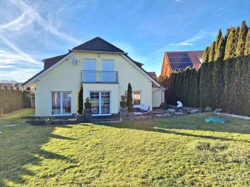 Foto - Haus zum Kaufen in Ebersbach-Musbach 625.000,00 € 148 m²