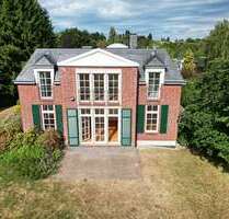 Haus zum Mieten in Kronberg 5.600,00 € 235 m²