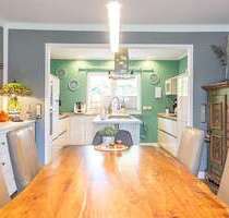 Haus zum Kaufen in Freiburg 598.000,00 € 251.63 m²