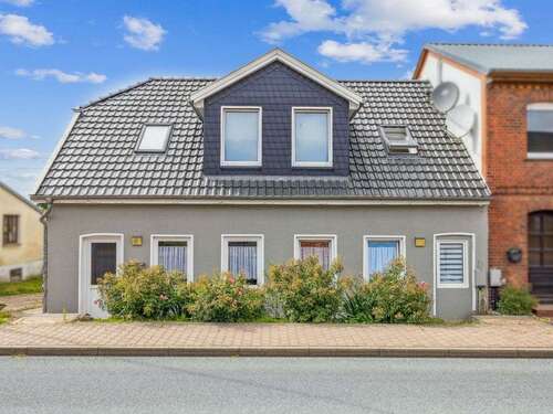 Foto - Haus zum Kaufen in Jördenstorf 180.000,00 € 120 m²