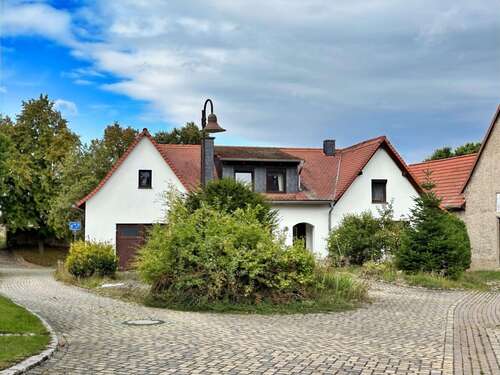 Foto - Haus zum Kaufen in Laucha 119.000,00 € 120 m²