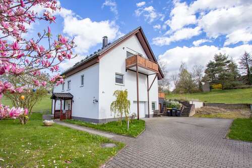Foto - Haus zum Kaufen in Frankenberg OT Altenhain 349.000,00 € 214 m²