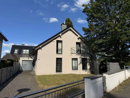 Foto - Haus zum Kaufen in Duisburg 829.800,00 € 175 m²