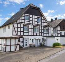 Haus zum Kaufen in Warstein 299.000,00 € 279 m²
