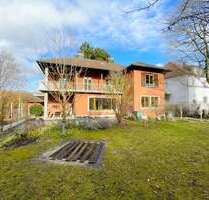 Haus zum Kaufen in Neu-Ulm 490.000,00 € 198 m²