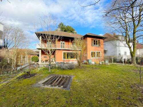 Foto - Haus zum Kaufen in Neu-Ulm 490.000,00 € 198 m²