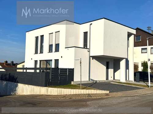 Foto - Haus zum Kaufen in Bexbach 699.000,00 € 190 m²