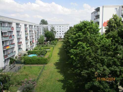 Foto - Wohnung zum Mieten in Berlin 631,55 € 74.3 m²