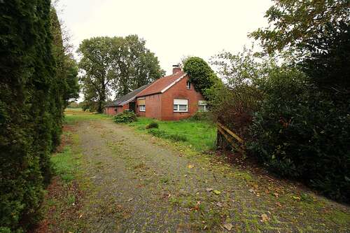 Foto - Haus zum Kaufen in Westoverledingen 105.000,00 € 74 m²