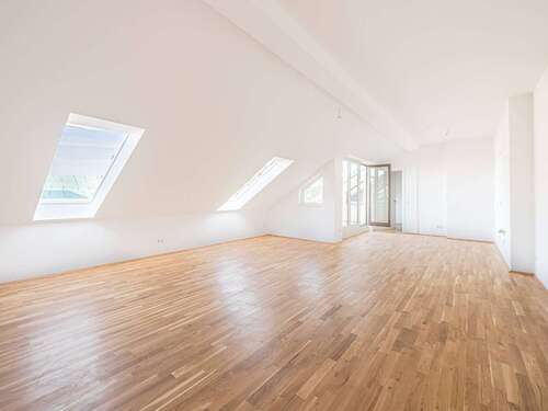 Foto - Wohnung zum Mieten in Chemnitz 1.366,74 € 120.95 m²