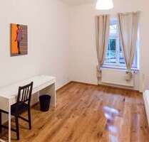 WG-Zimmer in München 810,00 € 17 m²