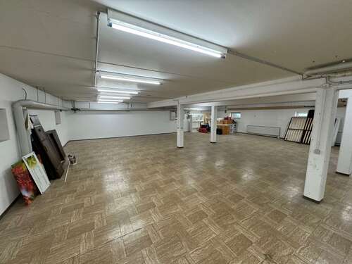 Foto - Halle in Titisee-Neustadt 750,00 € 250 m²