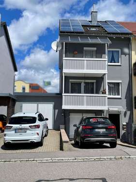 Foto - Haus zum Kaufen in Burglengenfeld 415.000,00 € 175 m²