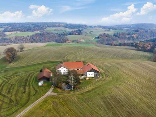 Foto - Haus zum Kaufen in Ering 1.390.000,00 € 200 m²