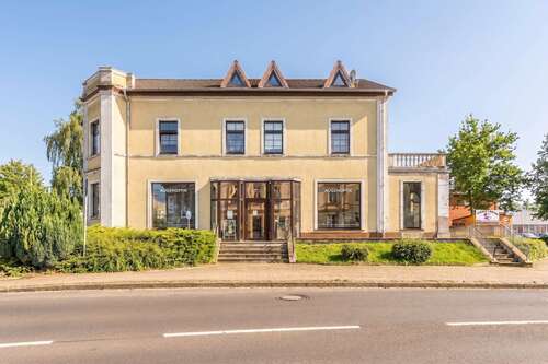 Foto - Haus zum Kaufen in Neustadt (Dosse) 299.000,00 € 282 m²