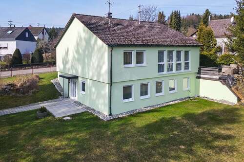 Foto - Haus zum Kaufen in Gammertingen-Bronnen 389.000,00 € 153.31 m²