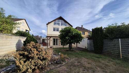 Foto - Haus zum Kaufen in Dudenhofen 685.000,00 € 241 m²