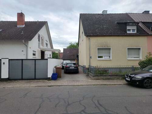 Foto - Haus zum Kaufen in Altlußheim 399.000,00 € 215 m²