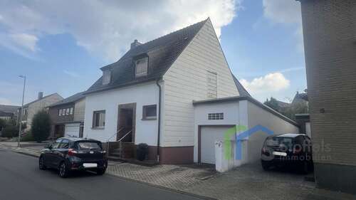 Foto - Haus zum Kaufen in Düren 239.000,00 € 130 m²