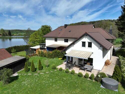 Foto - Haus zum Kaufen in Höchstadt a.d.Aisch 699.500,00 € 253 m²