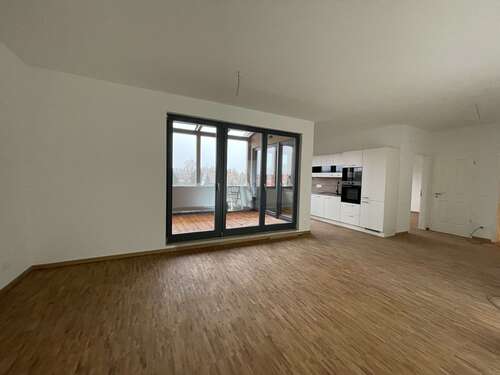 Foto - Wohnung zum Mieten in Halle (Saale) 1.116,94 € 77.03 m²