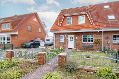 Foto - Haus zum Kaufen in Niepars 220.000,00 € 103 m²
