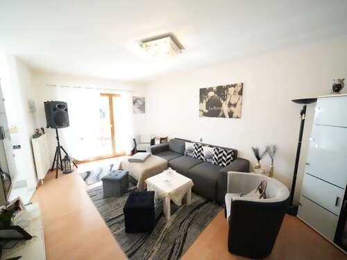 Foto - Wohnung zum Mieten in Neuhausen 765,00 € 53 m²