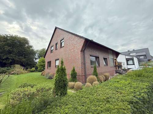 Foto - Haus zum Kaufen in Wilhelmshaven 339.000,00 € 165 m²