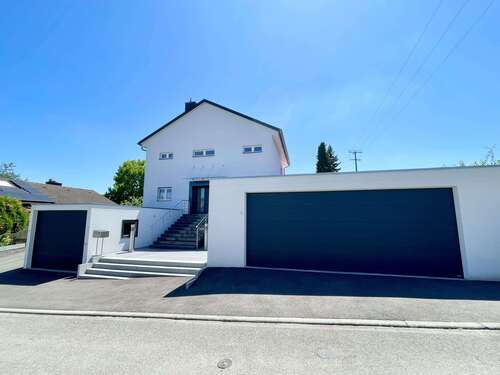 Foto - Haus zum Kaufen in Efringen-Kirchen 898.000,00 € 170 m²