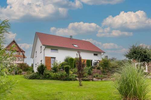 Foto - Haus zum Kaufen in Oberreichenbach - Würzbach 699.000,00 € 186 m²