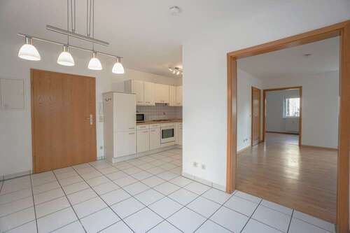 Foto - Wohnung zum Mieten in Rednitzhembach 650,00 € 53 m²
