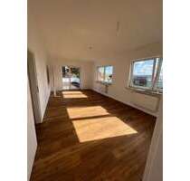 Büro in Lübeck 950,00 € 95 m² - 950,00 EUR Kaltmiete, ca.  95,00 m² in Lübeck (PLZ: 23554)