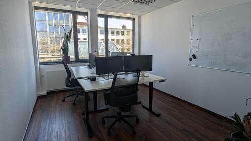 Foto - Büro in Essen 500,00 € 27 m² - 500,00 EUR Kaltmiete, ca.  27,00 m²