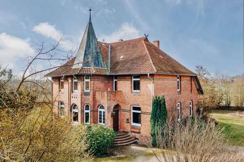 Foto - Haus zum Kaufen in Deutsch Evern 795.000,00 € 365 m²