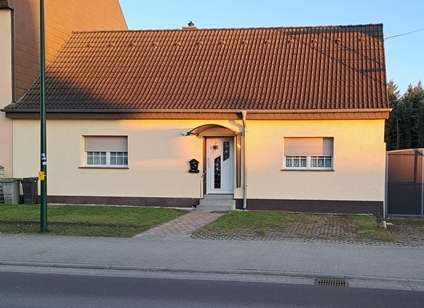 Foto - Haus zum Kaufen in Aken 67.500,00 € 80 m²