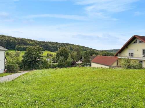 Foto - Grundstück zu verkaufen in Offenhausen 110.000,00 € 660 m²